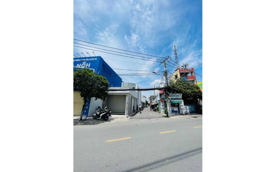 Nhà Mặt Tiền Mã Lò Ngộp Bank, 120m2, 2 Tầng, Chỉ 9.9 Tỷ